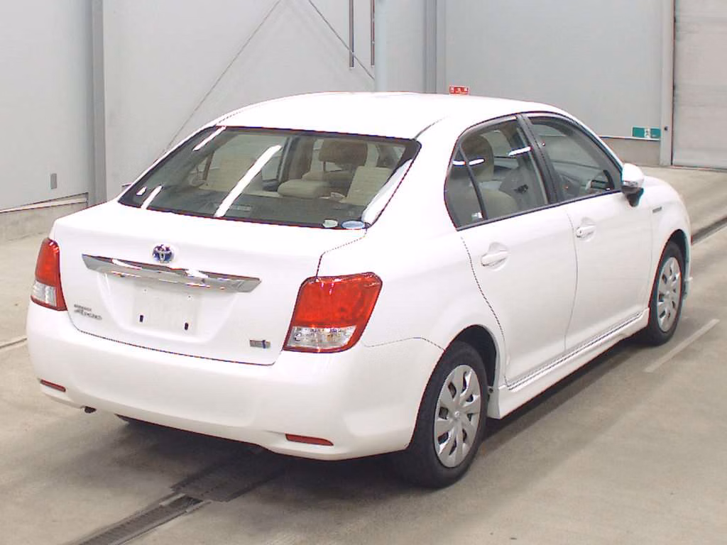TOYOTA COROLLA AXIO