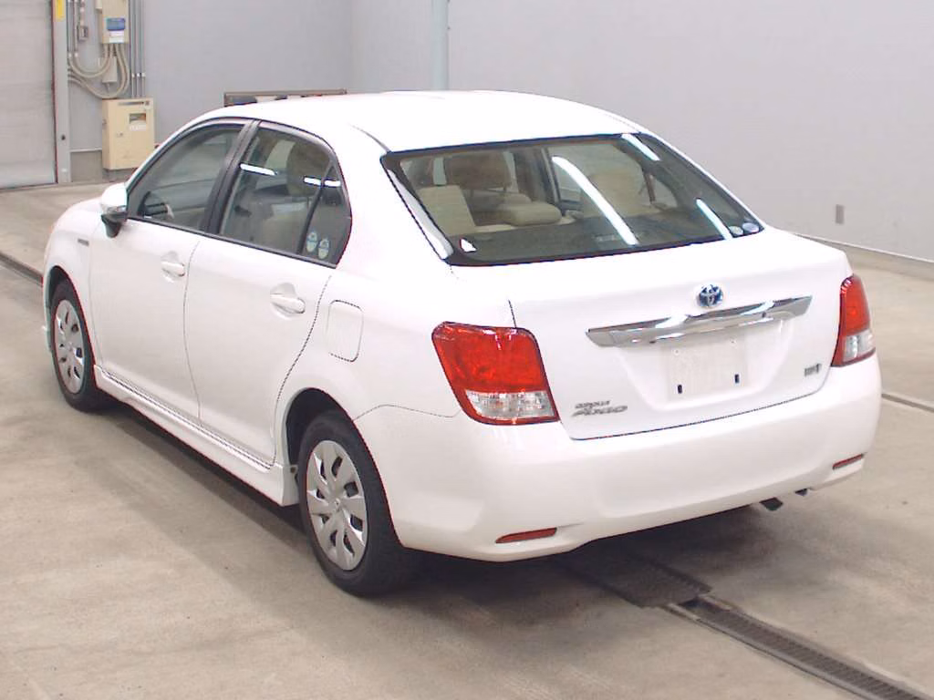 TOYOTA COROLLA AXIO