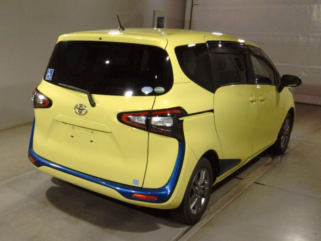 TOYOTA SIENTA