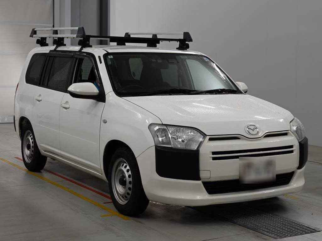 MAZDA FAMILIA