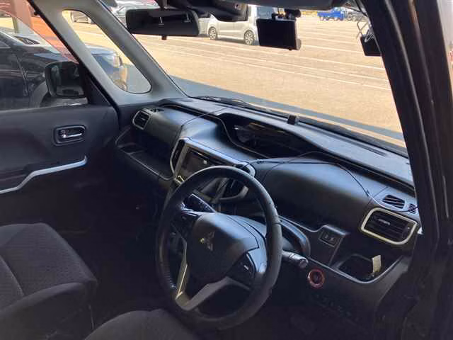 MITSUBISHI DELICA D:2