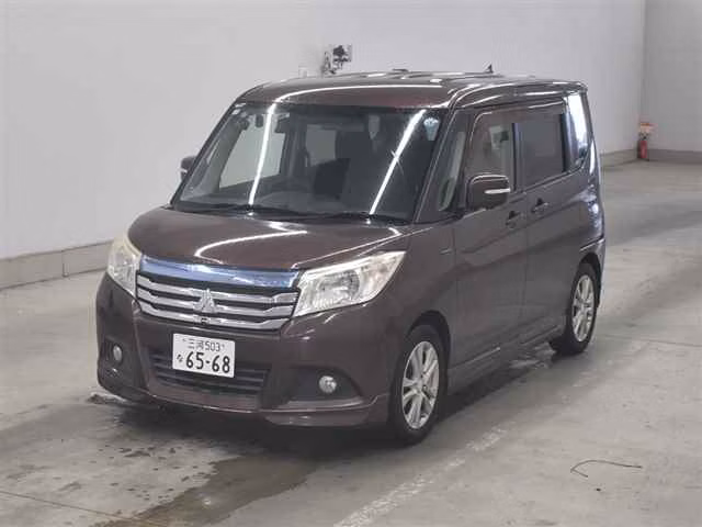 MITSUBISHI DELICA D:2