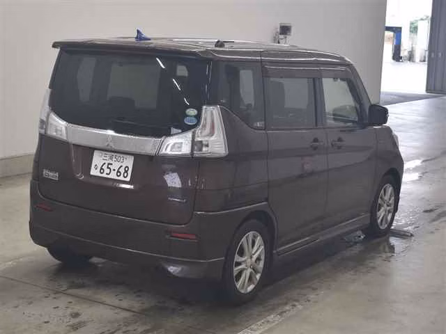 MITSUBISHI DELICA D:2