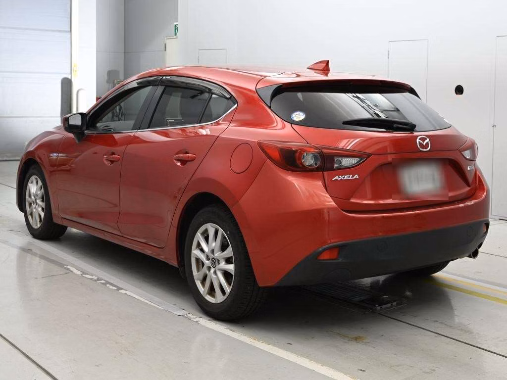 MAZDA AXELA