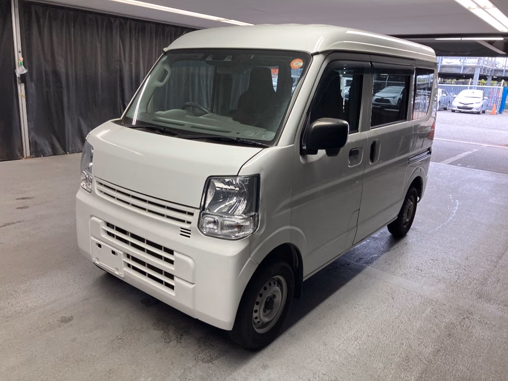 MITSUBISHI MINICAB