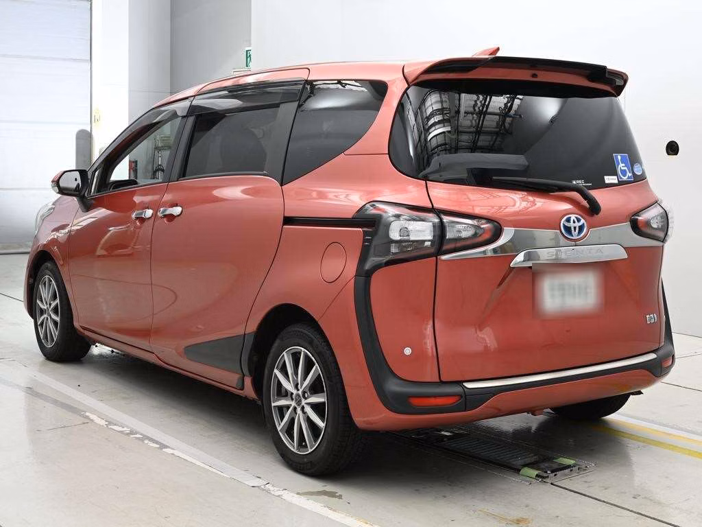 TOYOTA SIENTA