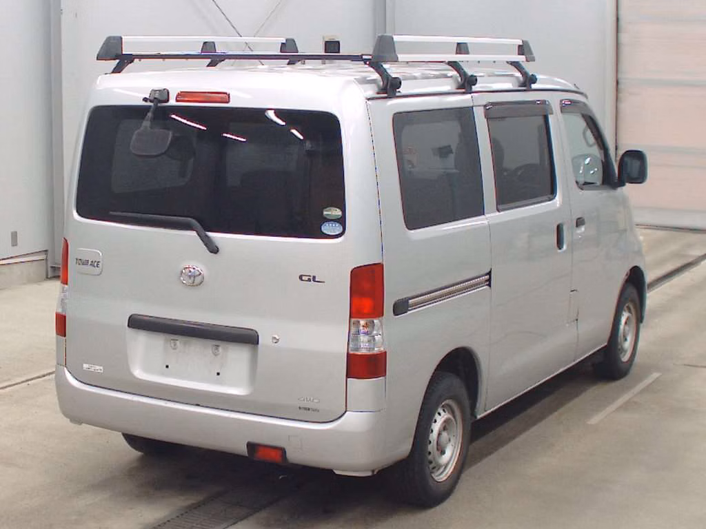 TOYOTA LITE ACE