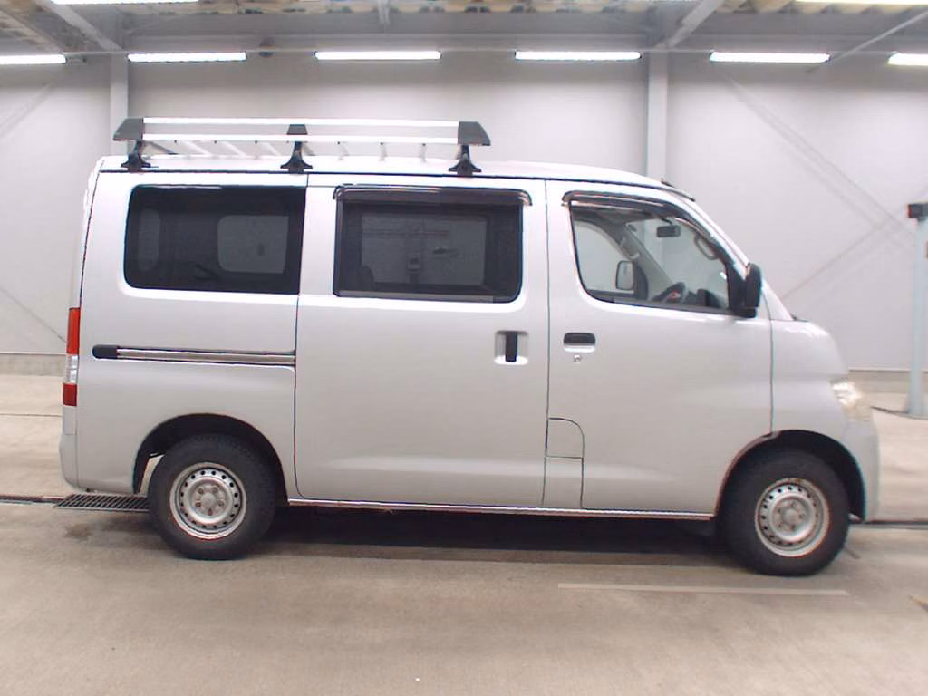 TOYOTA LITE ACE