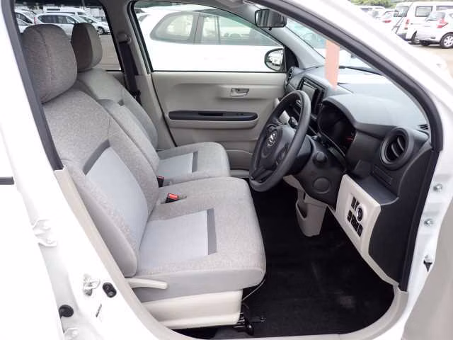 DAIHATSU BOON