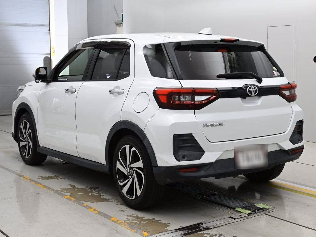 TOYOTA RAIZE