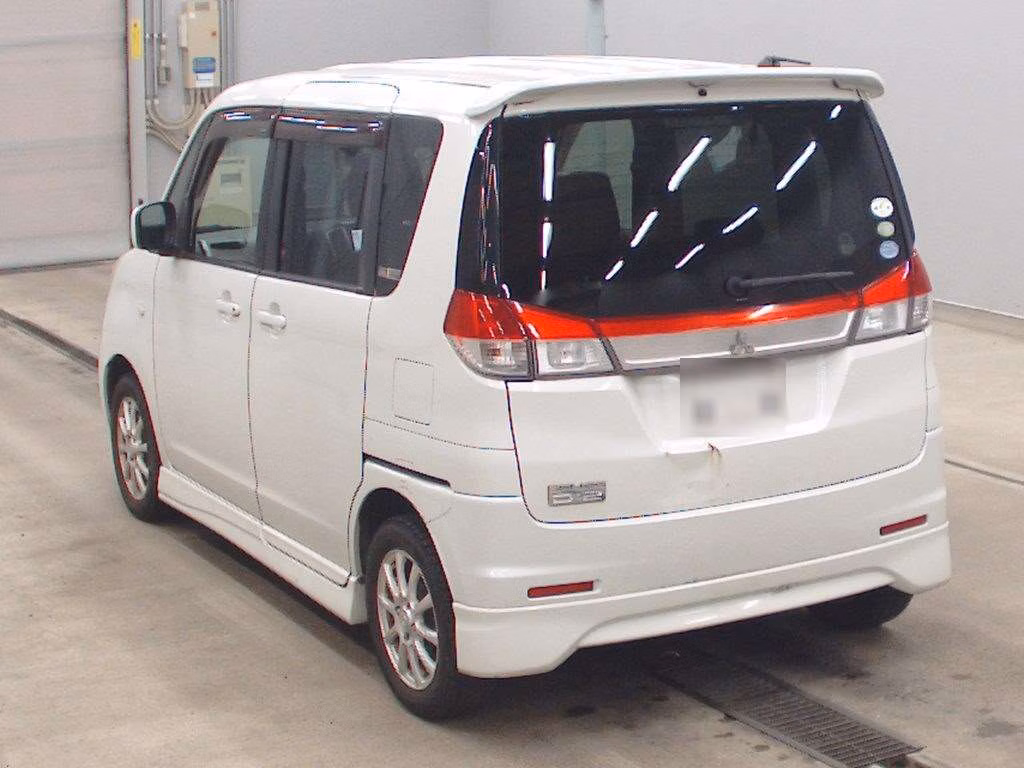 MITSUBISHI DELICA D:2