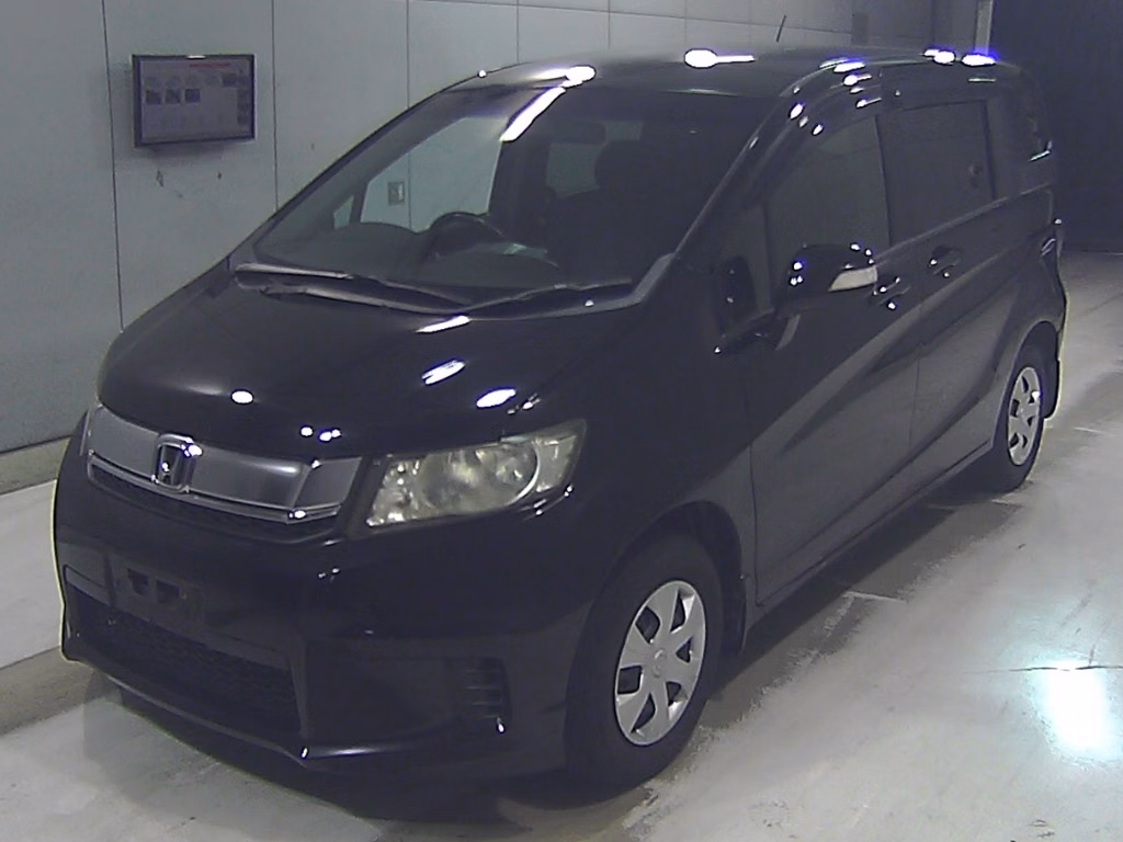HONDA FREED SPIKE