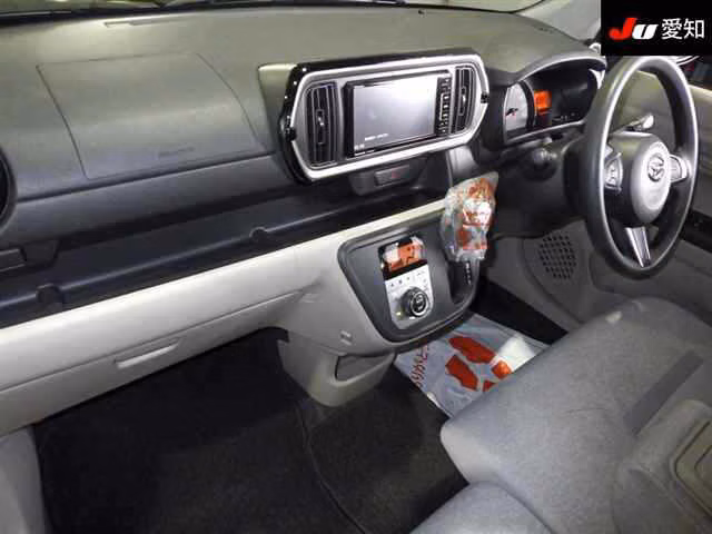 DAIHATSU BOON