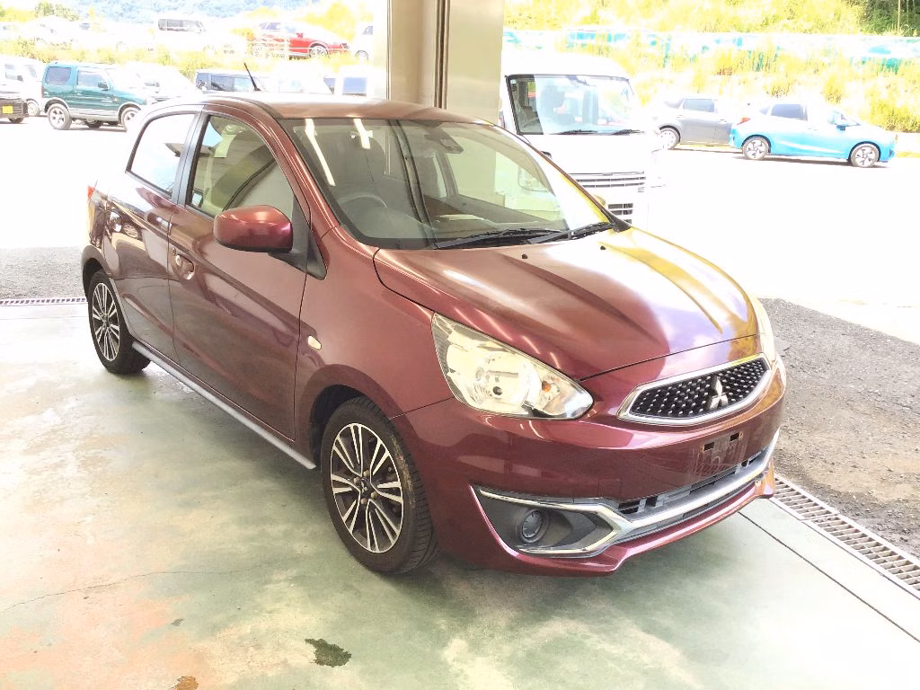 MITSUBISHI MIRAGE
