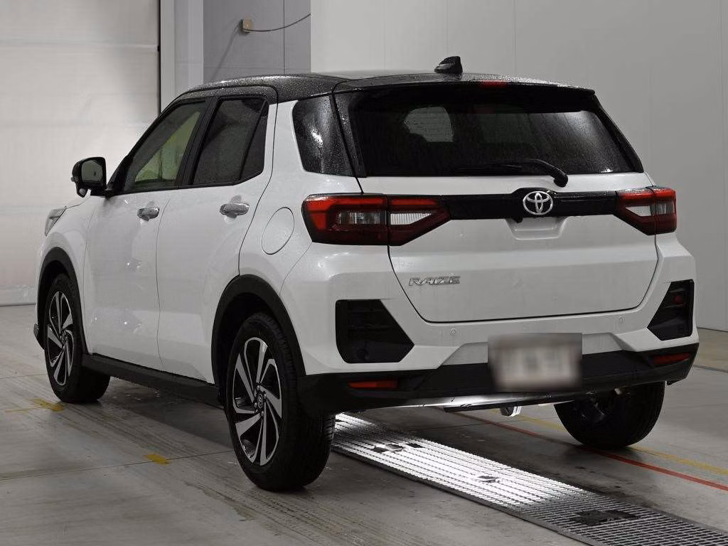 TOYOTA RAIZE