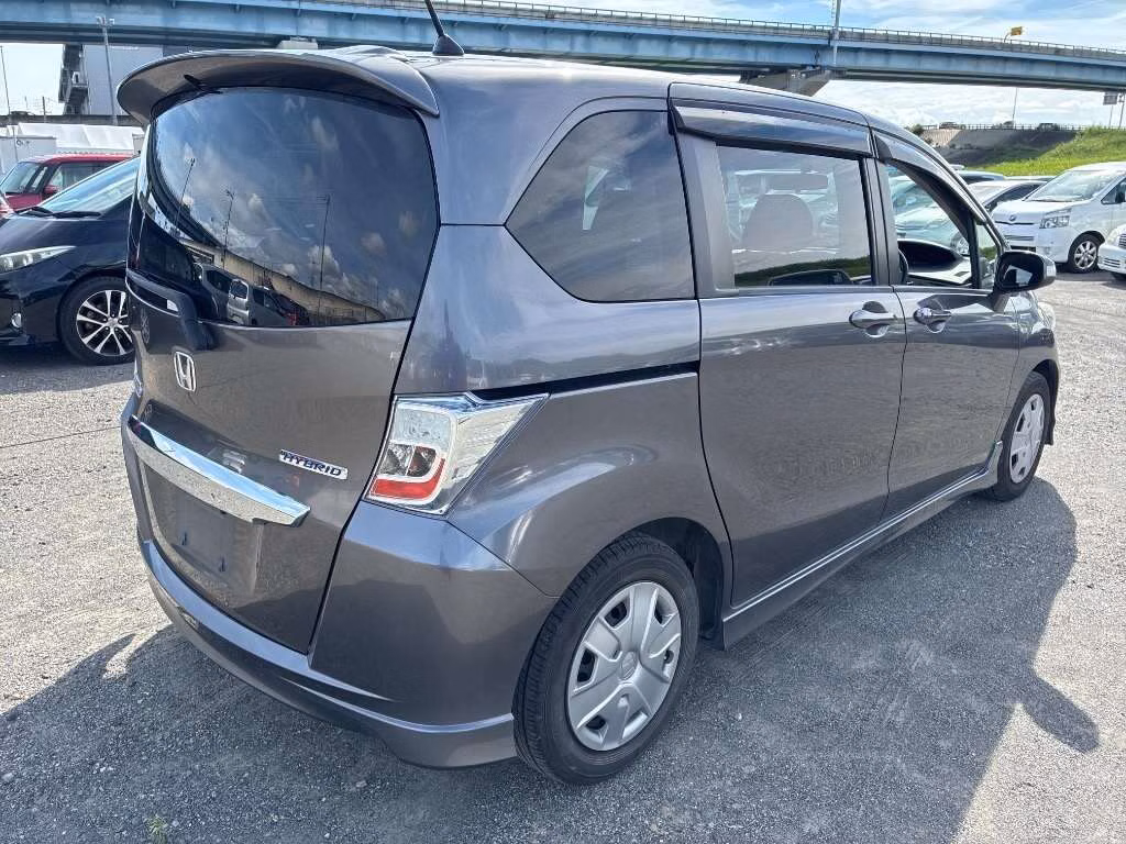 HONDA FREED