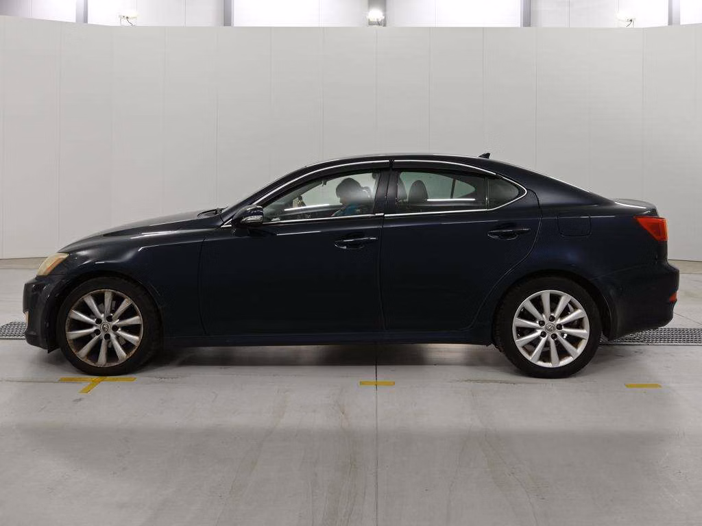 LEXUS IS250