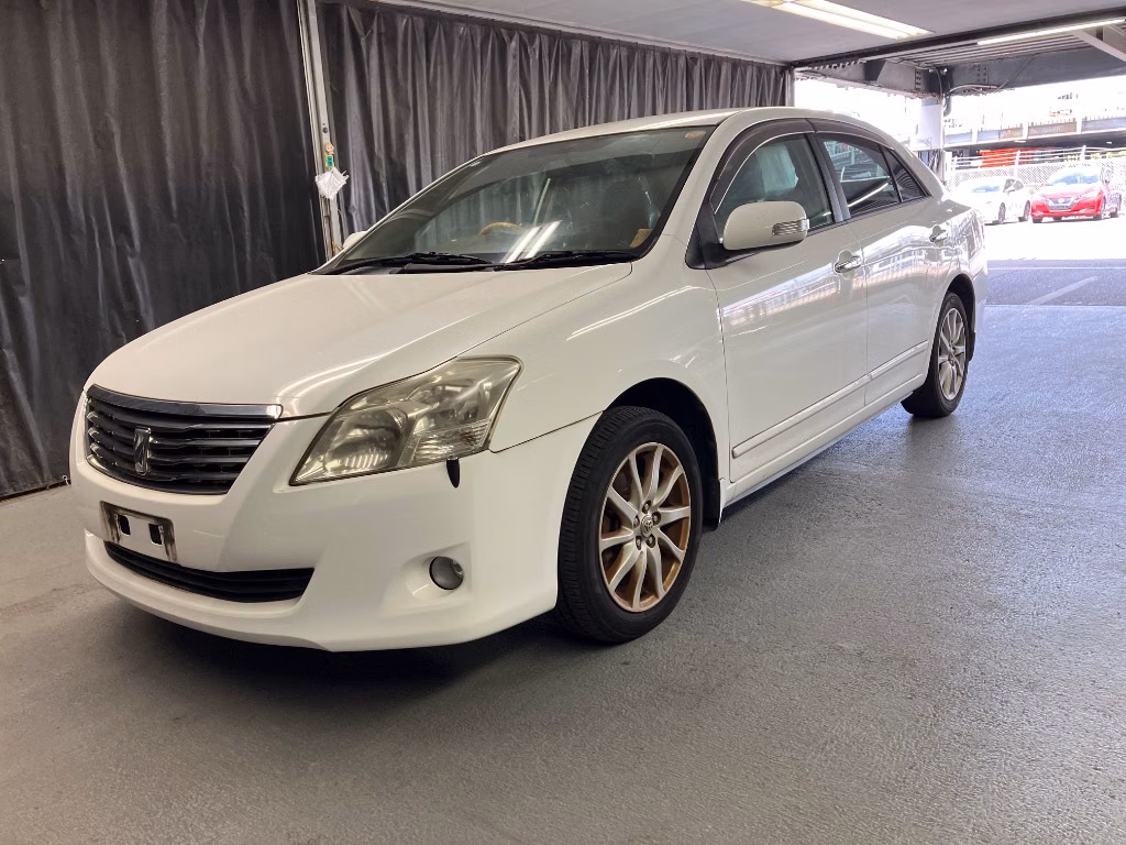 TOYOTA PREMIO