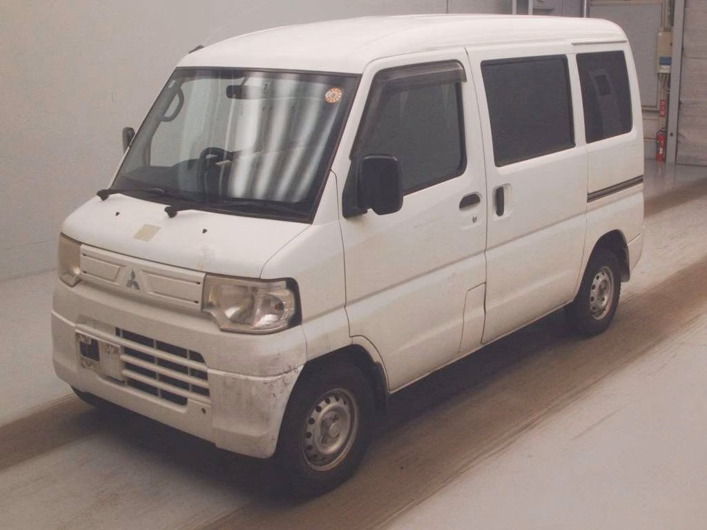 MITSUBISHI MINICAB