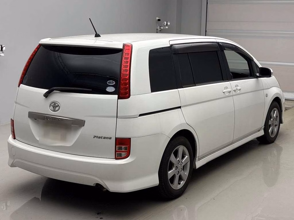 TOYOTA ISIS