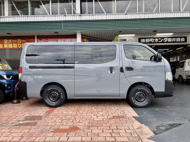 NISSAN CARAVAN