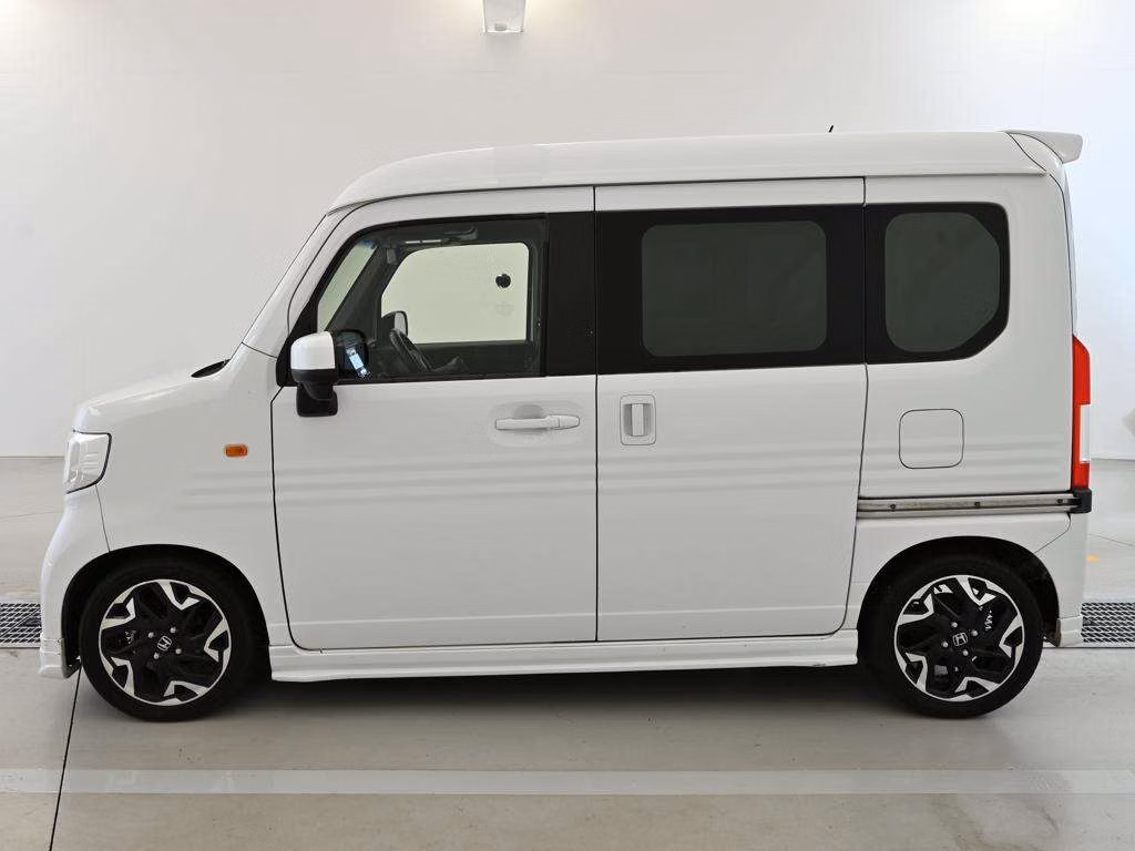 HONDA N-VAN