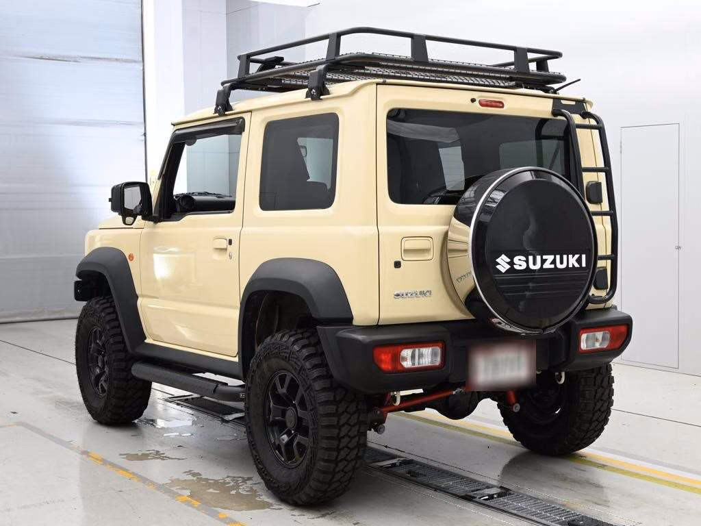 SUZUKI JIMNY SIERRA