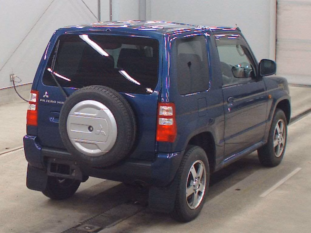 MITSUBISHI PAJERO MINI