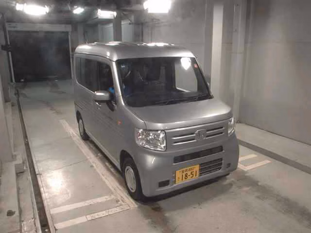 HONDA N-VAN