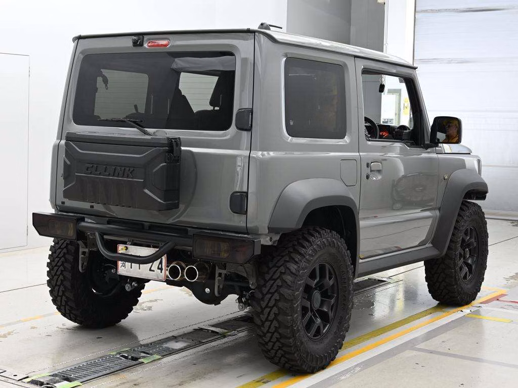 SUZUKI JIMNY SIERRA