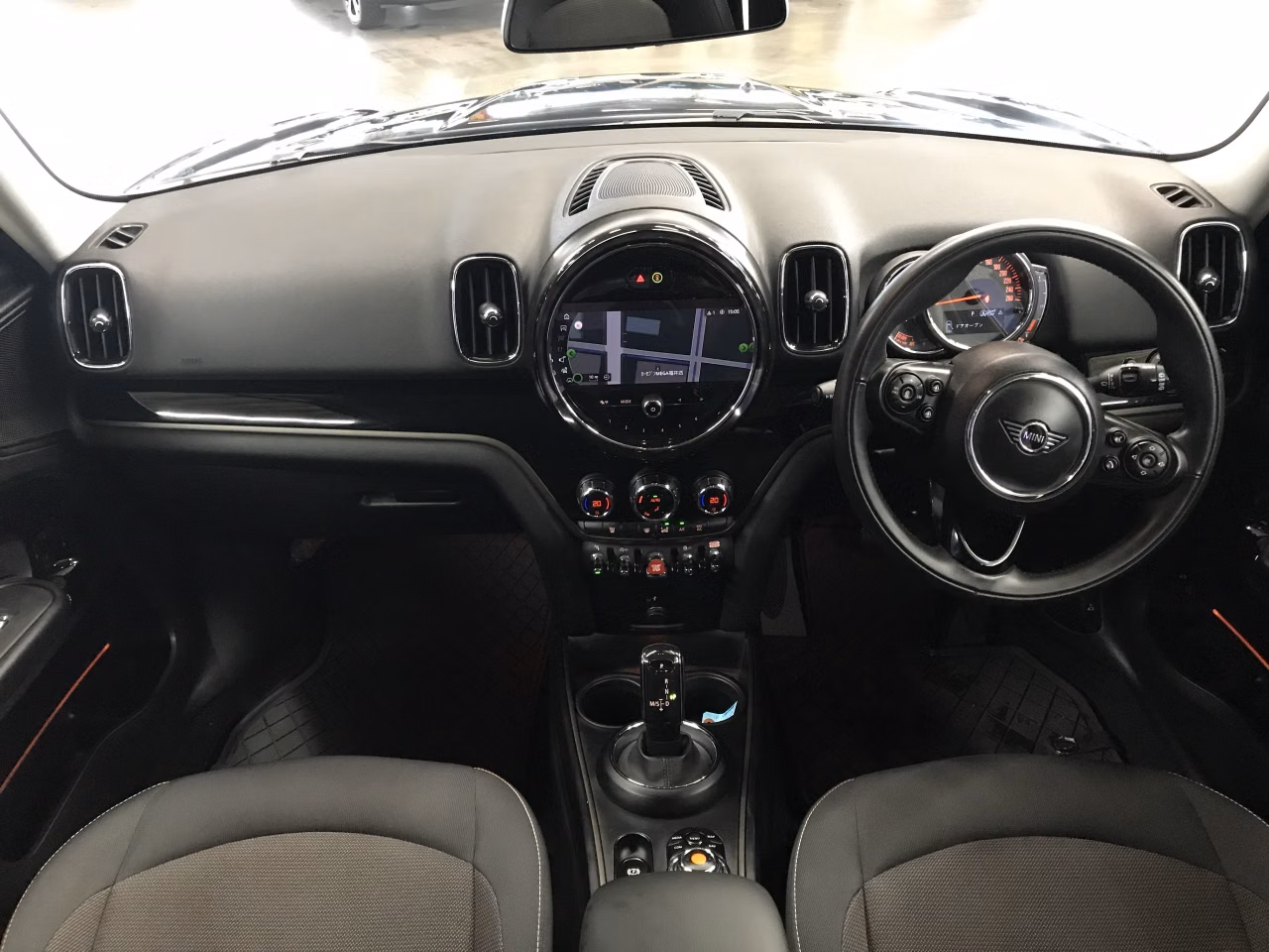 MINI Crossover
