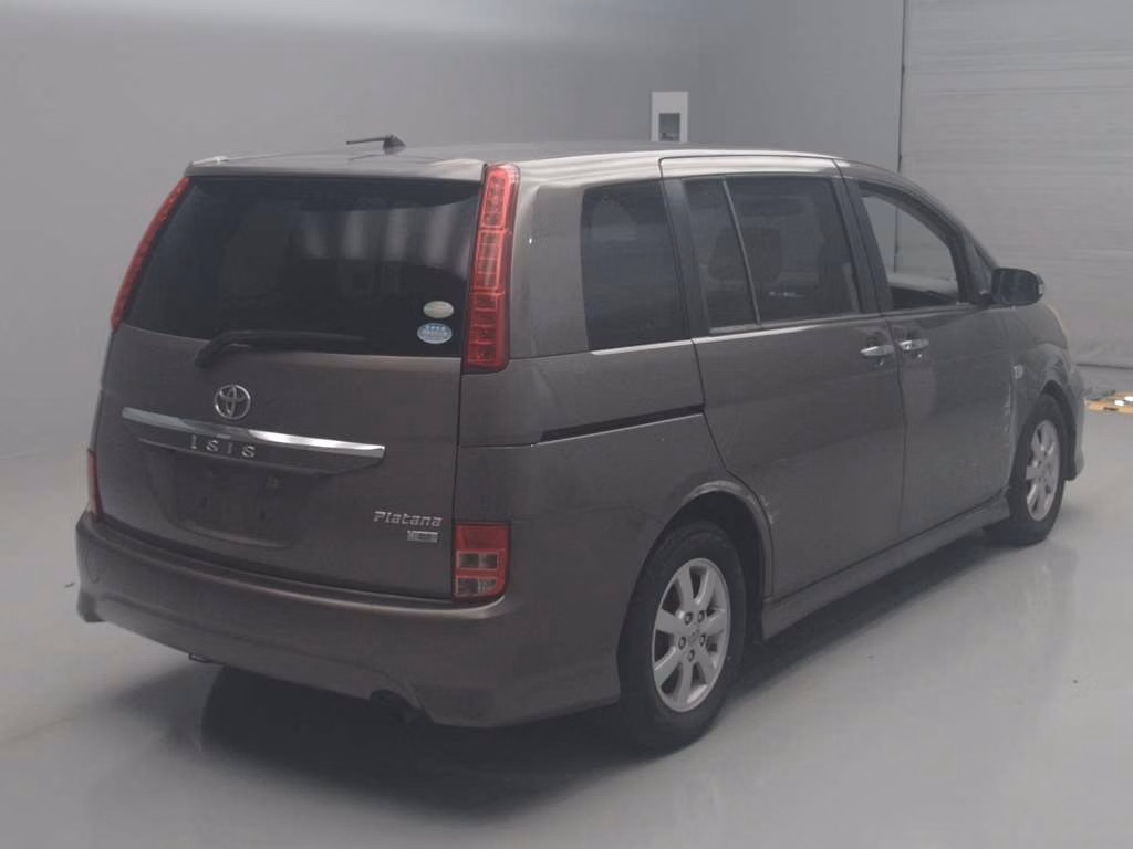 TOYOTA ISIS