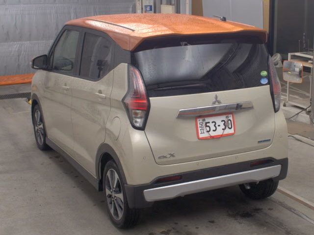 MITSUBISHI EK X