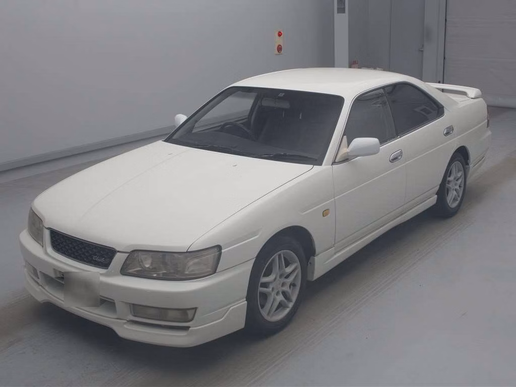 NISSAN LAUREL