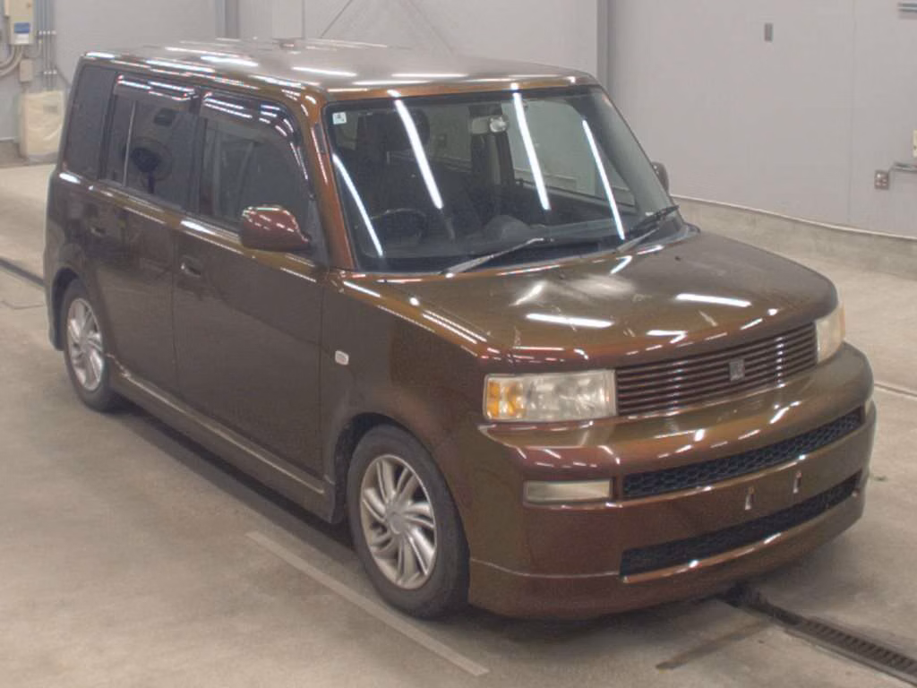 TOYOTA BB