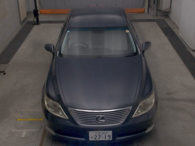 LEXUS LS460