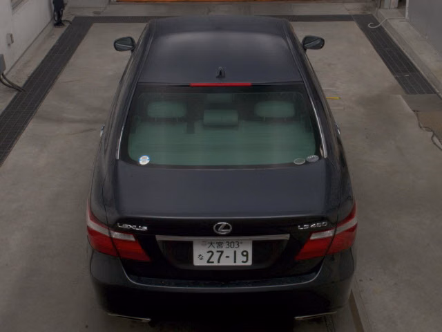LEXUS LS460