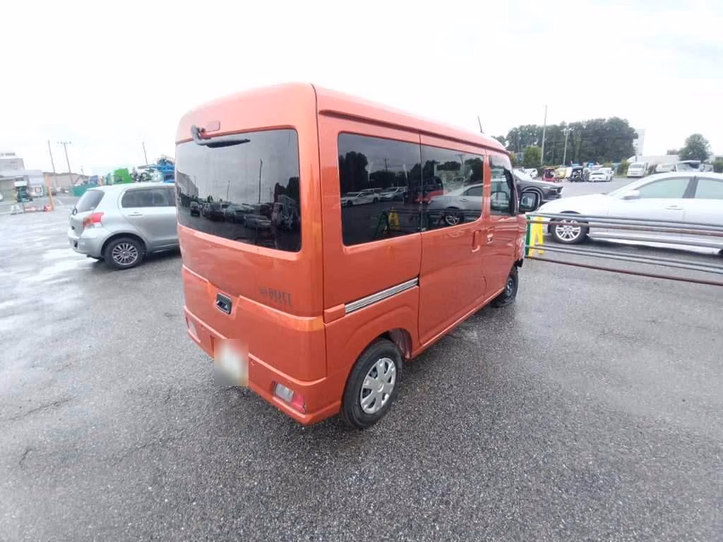 DAIHATSU ATRAI