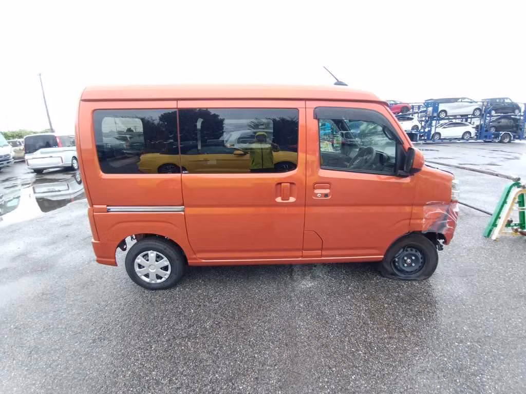 DAIHATSU ATRAI