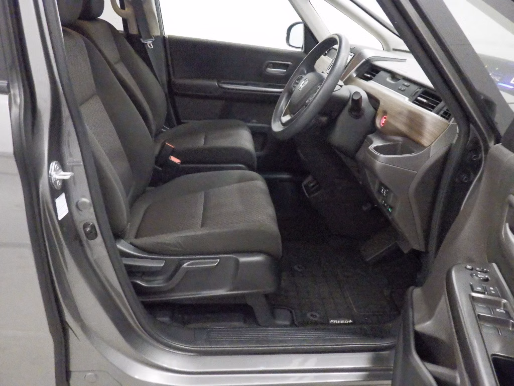 HONDA FREED+