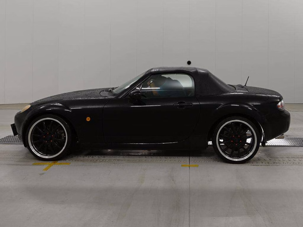 MAZDA ROADSTER