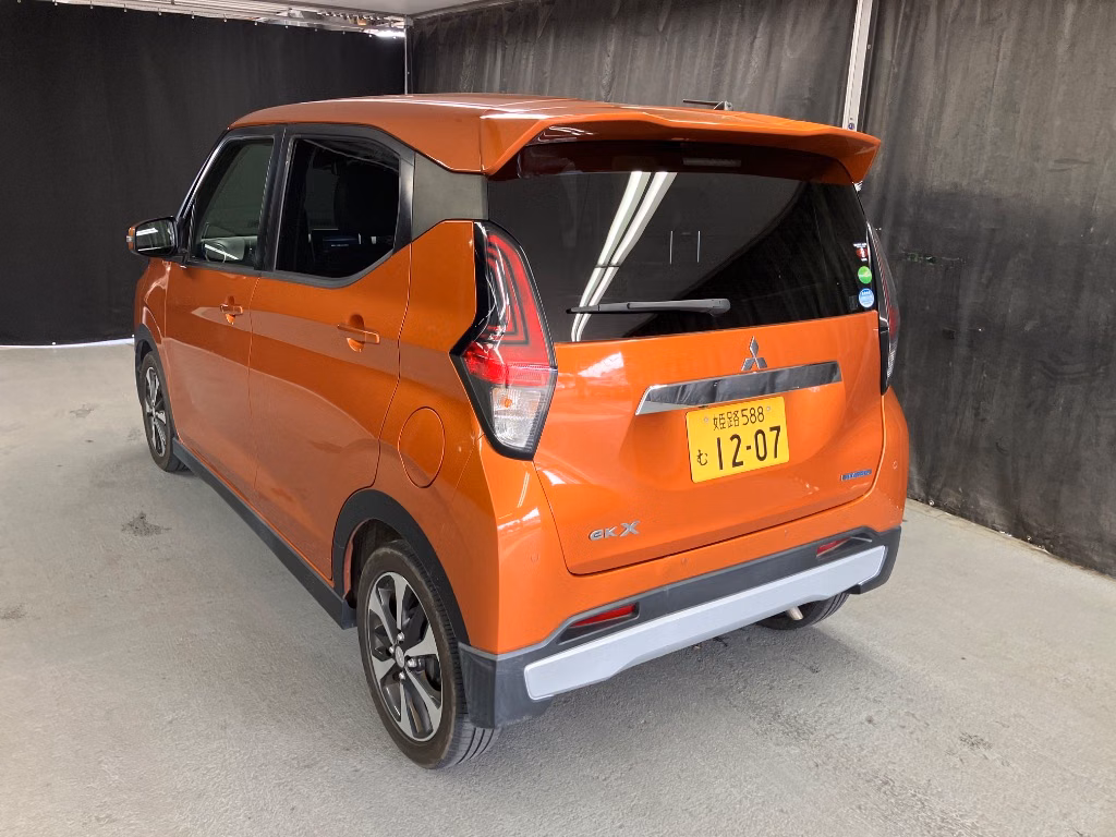 MITSUBISHI EK X