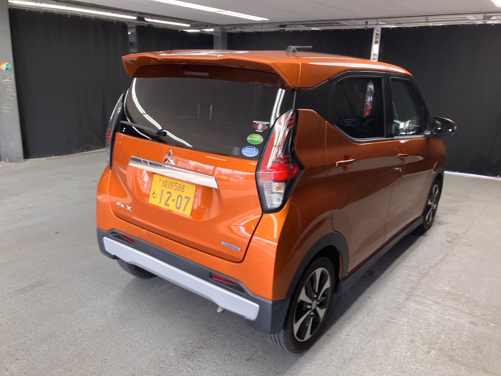 MITSUBISHI EK X