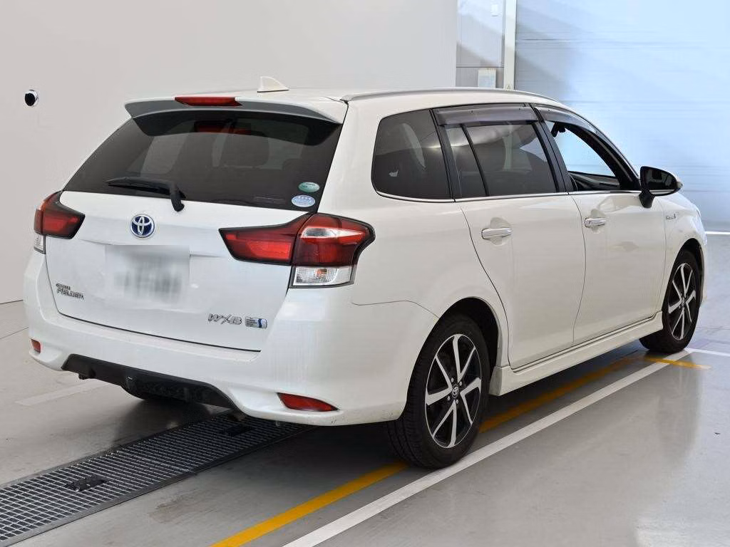 TOYOTA COROLLA FIELDER