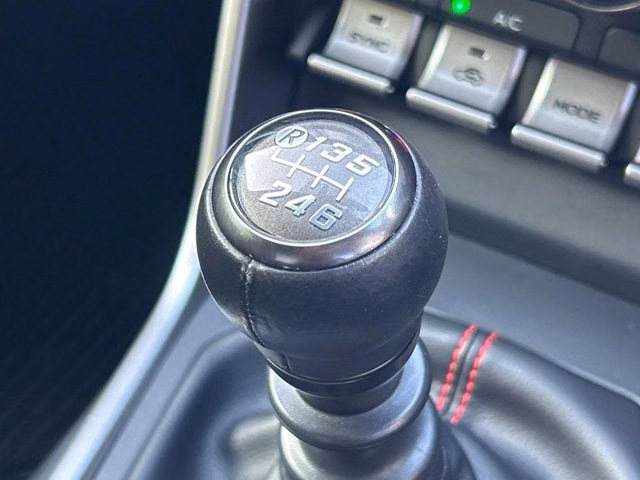 SUBARU BRZ