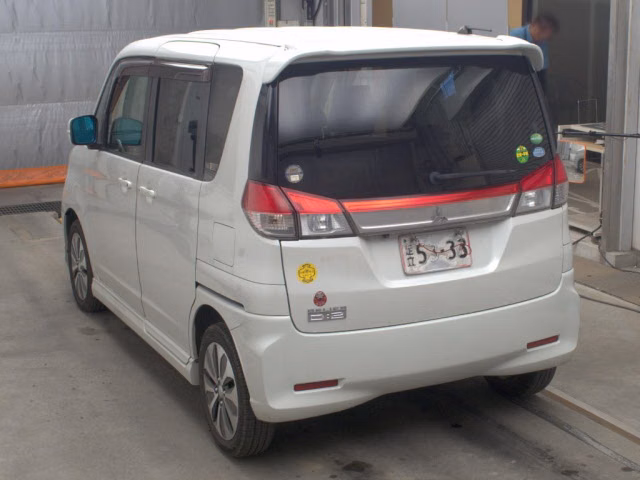 MITSUBISHI DELICA D:2