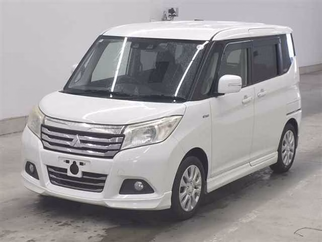 MITSUBISHI DELICA D:2
