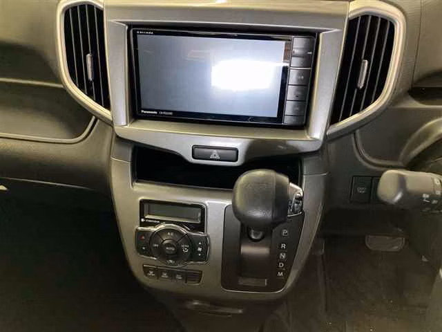 MITSUBISHI DELICA D:2