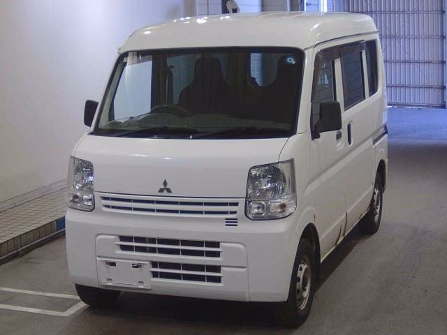 MITSUBISHI MINICAB
