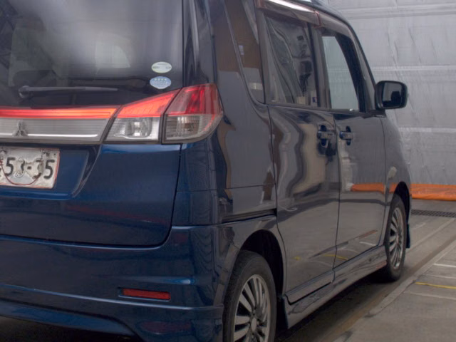 MITSUBISHI DELICA D:2